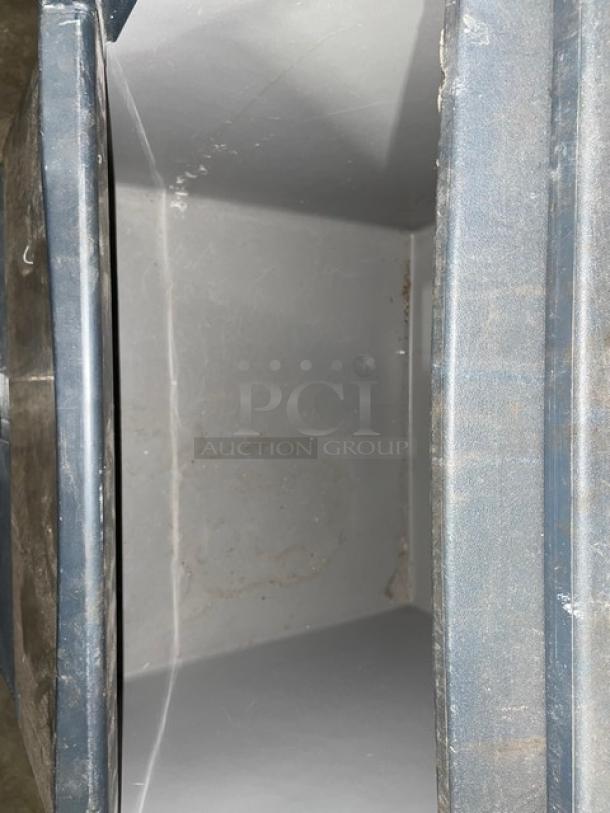Scotsman Prodigy Series Commercial Stainless Steel Air-Cooled Undercounter Medium Cubed Ice Machine/Storage Bin Combo! Energy Star Certified! With Top Sliding Lid! Model: CU2026MA-1A SN: 10061320010830! 115V 1 Phase! On Legs! - Image 5 of 12