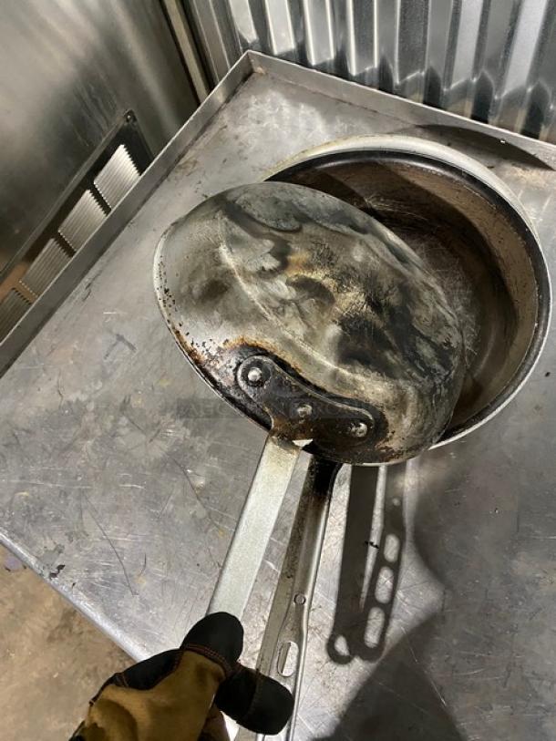 Mixed Commercial Frying Pans/Skillets! 3X Your Bid! - Image 4 of 9
