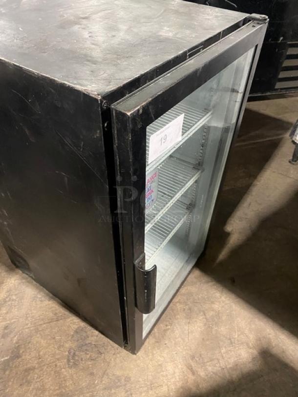 Beverage-Air Commercial Black Single Glass Door Countertop Merchandiser Refrigerator! With Poly Coated Wire Racks! Model: UR30G SN: 7255177! 115V 1 Phase! - Image 7 of 9