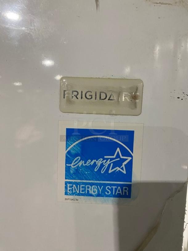 Frigidaire By Electrolux Commercial White Single Door Reach In Upright Free-Standing Freezer! Energy Star Certified! With Poly Coated Wire Racks! Model: FFFH20F2QWC SN: WB71461162! 115V 1 Phase! - Image 9 of 9