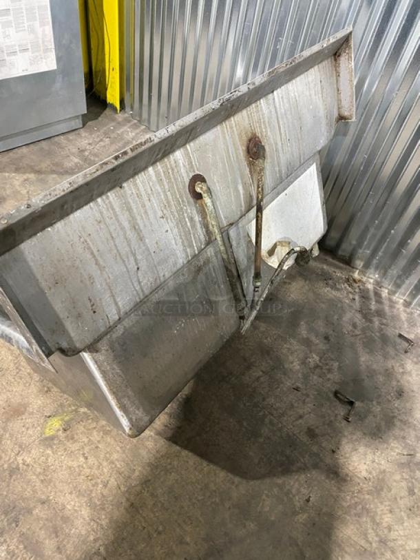 Commercial Stainless Steel 2 Compartment Prep Sink! With Back Splash! - Image 3 of 8