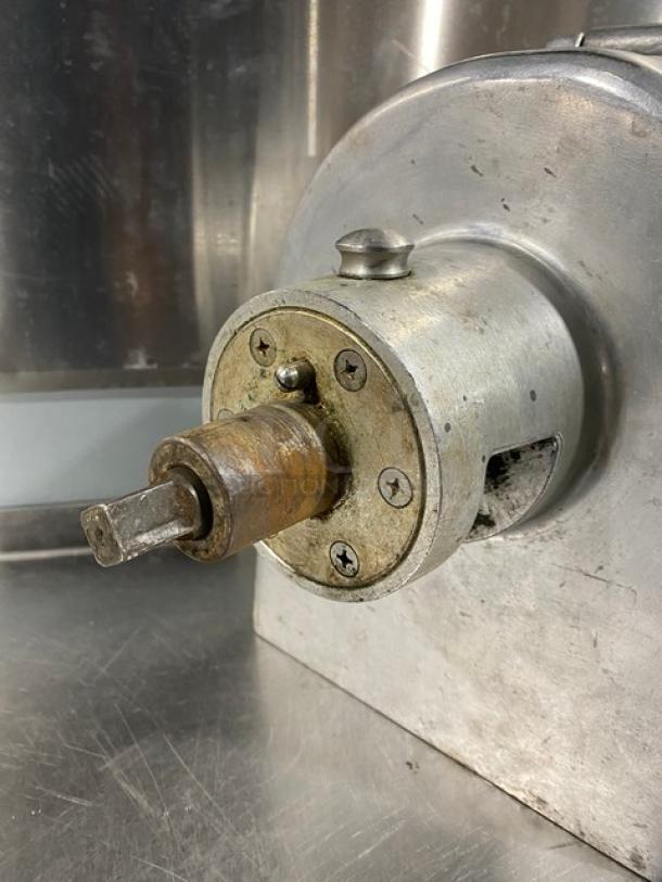 Alfa Commercial Heavy-Gauge Polished Aluminum Shredder/Grinder Attachment! Model: VS-888H! - Image 6 of 9