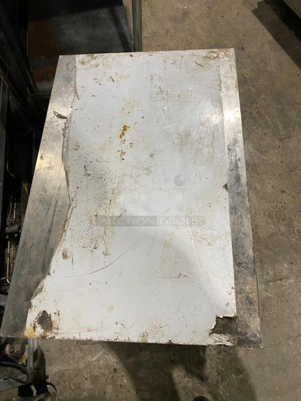 Vevor Commercial Stainless Steel Worktop Table! With Single Undershelf! On Legs! - Image 5 of 7
