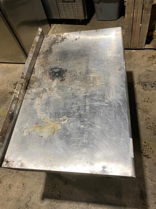 Sapphire Commercial Stainless Steel Worktop Table! With Turned Up Back Splash & Single Undershelf! On Legs! - Image 5 of 7