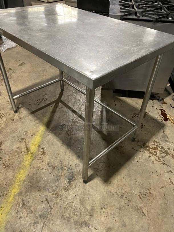 Commercial Stainless Steel Worktop Table! On Legs! - Image 4 of 6