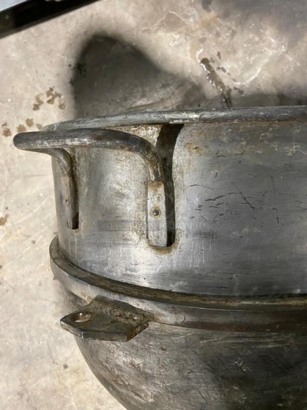 Commercial Heavy Duty 60 Quart Mixing Bowl! With Handles! - Image 5 of 8