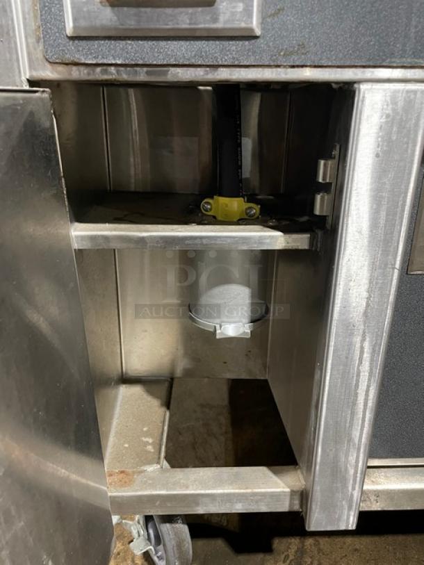 APW Wyott Custom Buffet Style Commercial Stainless Steel 4-Well Hot Food Steam Table! With Individual Controls! With Sneeze Guard & Foldable Tray Slide! With Enclosed Cabinet Base! On Casters! - Image 6 of 12