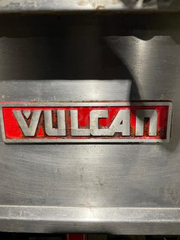 Vulcan Commercial Stainless Steel Natural Gas Powered Double Bay Deep Fat Fryer! With Back Splash & Basket Hangers! - Image 7 of 9