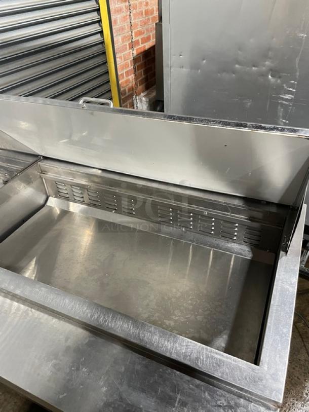 Adcraft Commercial Stainless Steel 2 Door Refrigerated Bain Marie Style Mega Top Salad/Sandwich Prep Table! With Poly Coated Wire Racks! Model: SLM-2D SN: 6128420214050801! 115V 1 Phase! On Casters! - Image 5 of 10