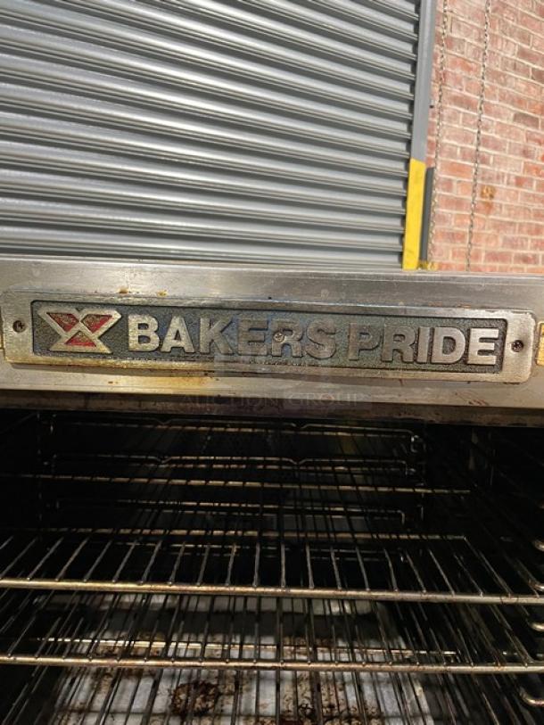 Bakers Pride Cyclone Series Commercial Stainless Steel Natural Gas Powered Single Stack Convection Oven! With Wire Oven Racks! On Legs! - Image 6 of 12
