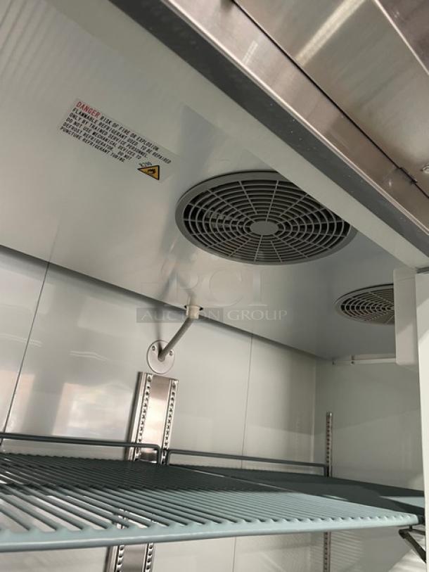 Avantco Commercial Stainless Steel Solid Double Swing Door Reach In Refrigerator! With Poly Coated Wire Racks! Model: 178A49RHC SN: 7527171321042095! 115V! On Casters! - Image 7 of 11