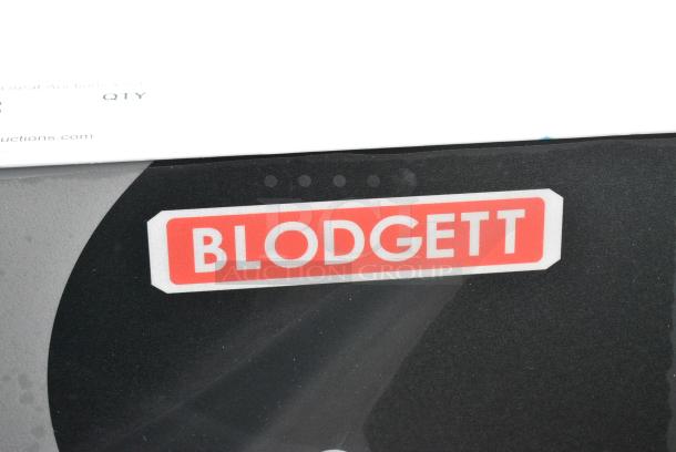 BRAND NEW SCRATCH AND DENT! Blodgett BLCT23E/CSII CPE 2306 HE1 Stainless Steel Commercial Electric Powered Combi Convection Oven w/ View Through Door and Metal Oven Racks. 440/480 Volts, 3 Phase. - Image 2 of 7