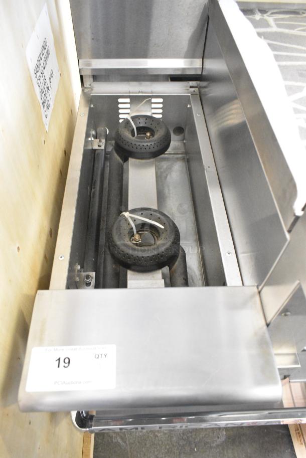 BRAND NEW SCRATCH AND DENT! 2018 American Range AR2B-12RG Stainless Steel Commercial Natural Gas Powered 2 Burner Range w/ Flat Top Griddle, Oven, Over Shelf and Back Splash on Commercial Casters. - Image 4 of 11