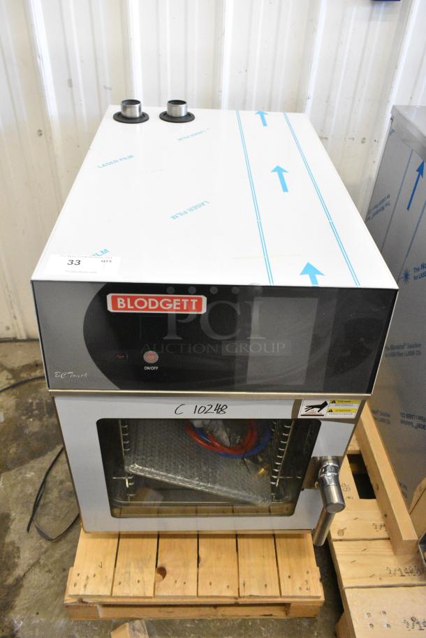 BRAND NEW SCRATCH AND DENT! Blodgett BLCT6E/CSII CPE 1.06 HE1 Stainless Steel Commercial Electric Powered Combi Convection Oven w/ View Through Door and Metal Oven Racks. Comes w/ Stacking Kit! 440/480 Volts, 3 Phase. - Image 2 of 8