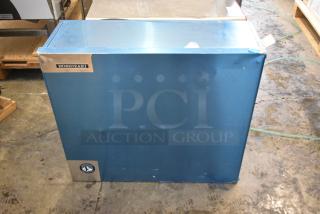BRAND NEW SCRATCH AND DENT! Hoshizaki FS-1001MLH-C Stainless Steel Commercial Ice Head. 115-120 Volts, 1 Phase.