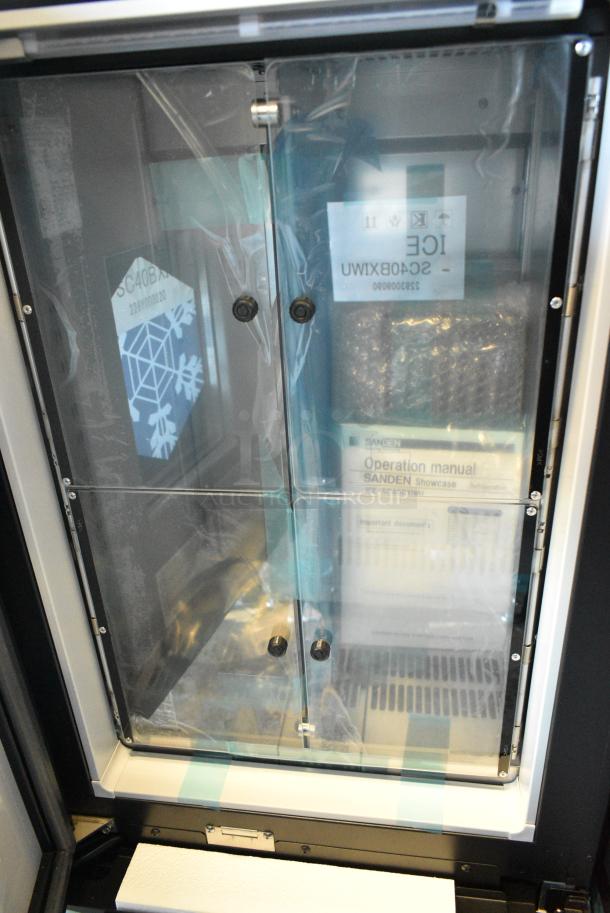 BRAND NEW SCRATCH AND DENT! Lumilinna ICE-SC40BXIWU Metal Commercial Single Door Beverage Cooler Crystallizer / Slush Cooler. Does Not Have Power Cord.115 Volts, 1 Phase. Tested and Working! - Image 4 of 5