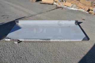 BRAND NEW SCRATCH AND DENT! Regency 600TSB3072S 30" x 72" 16-Gauge Stainless Steel Commercial Work Tabletop