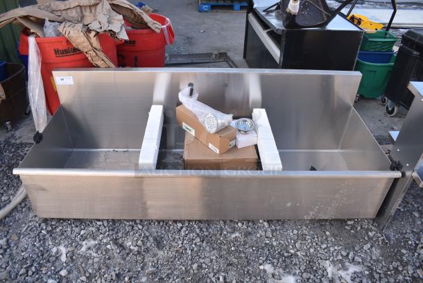 BRAND NEW SCRATCH AND DENT! Regency 600S32424SB 24" x 24" x 14" Three-Compartment Utility Sink for (1) 8" Center Faucet - Image 1 of 8