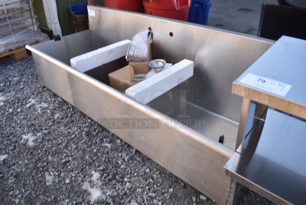 BRAND NEW SCRATCH AND DENT! Regency 600S32424SB 24" x 24" x 14" Three-Compartment Utility Sink for (1) 8" Center Faucet - Image 3 of 8