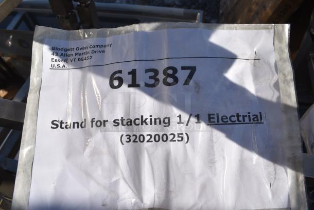 6 BRAND NEW SCRATCH AND DENT! Blodgett 61387 Metal Stacking Stand for 61/61-61/101. 6 Times Your Bid! - Image 3 of 3