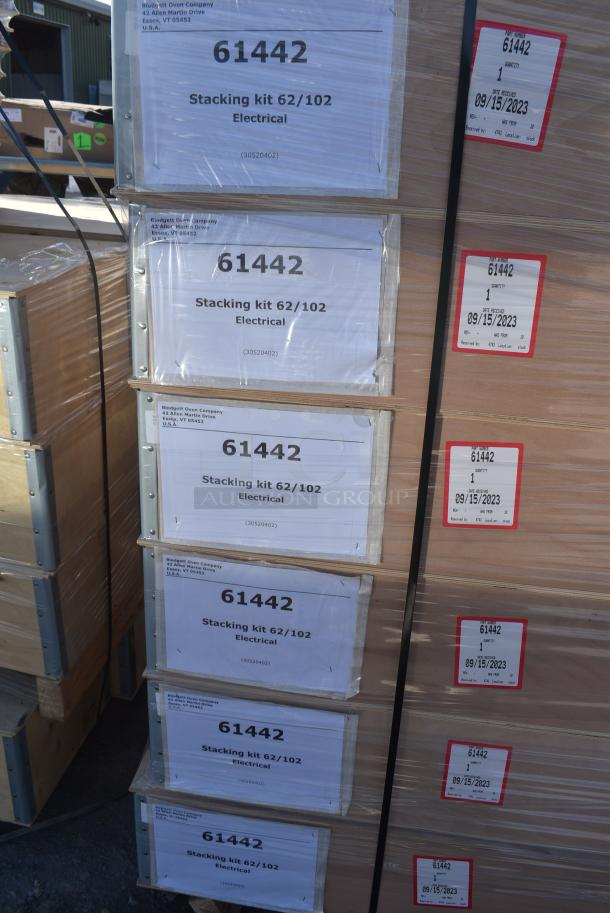 12 BRAND NEW SCRATCH AND DENT! Various Items Including Blodgett 61442 Stacking Kit for 62/102 Electrical Oven. 12 Times Your Bid! - Image 4 of 6