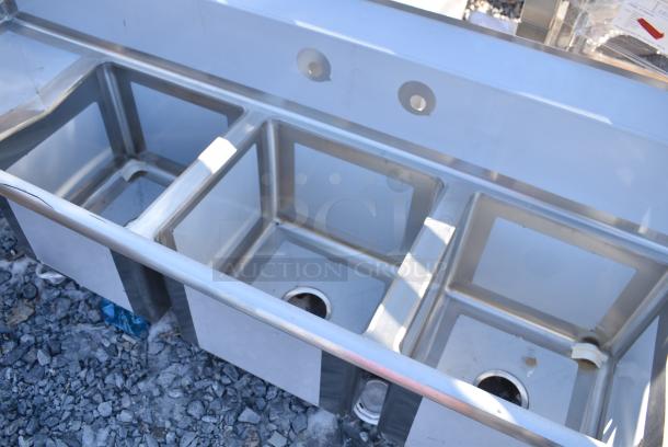 BRAND NEW SCRATCH AND DENT! Regency 600S31515215 Stainless Steel 3 Bay Sink w/ Dual Drain Boards. No Legs. - Image 4 of 5