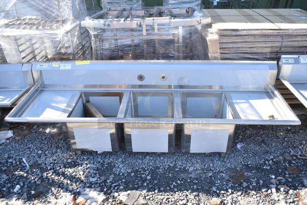BRAND NEW SCRATCH AND DENT! Regency 600S31620218 Stainless Steel 3 Bay Sink w/ Dual Drain Boards. - Image 1 of 6