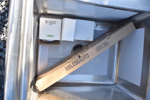 BRAND NEW SCRATCH AND DENT! Regency 600S31620218 Stainless Steel 3 Bay Sink w/ Dual Drain Boards. - Image 5 of 6