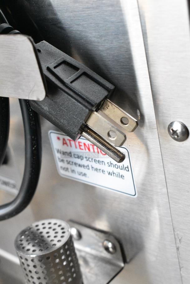 BRAND NEW SCRATCH AND DENT! 2024 Fryclone 259OFM55 55 lb. Low-Profile Portable Fryer Oil Filter Machine with 2-Way Pump on Commercial Casters. 120 Volts, 1 Phase. - Image 7 of 8