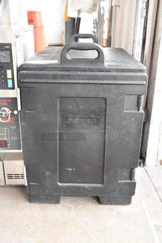 Carlisle Black Poly Insulated Food Carrying Case