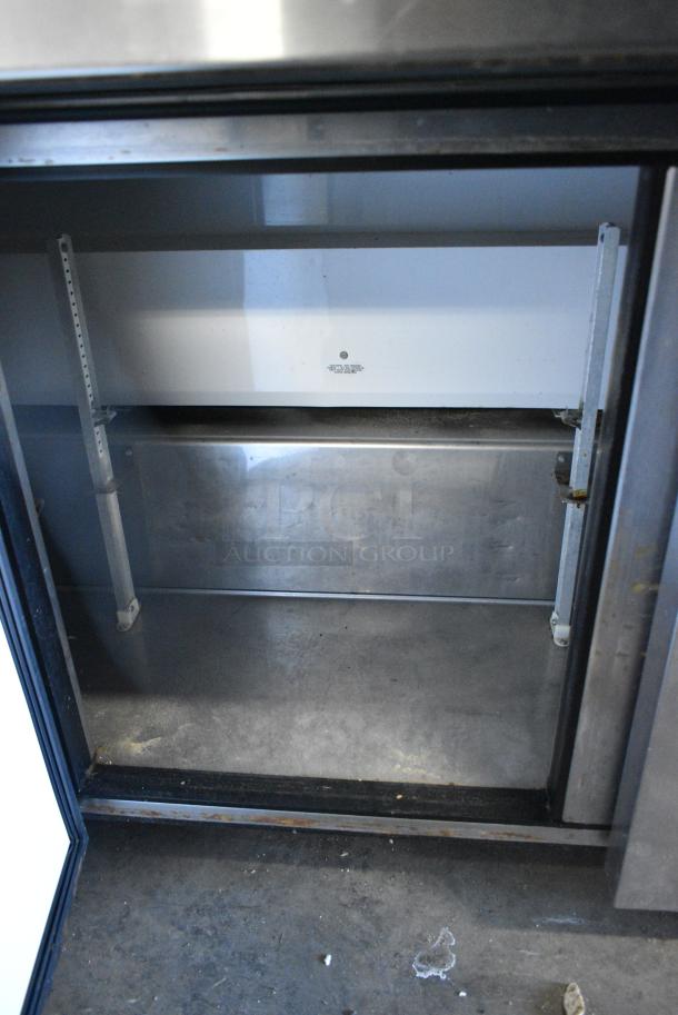 True TSSU-72-30M-B-ST Stainless Steel Commercial Sandwich Salad Prep Table Bain Marie Mega Top on Commercial Casters. 115 Volts, 1 Phase. Tested and Working! - Image 7 of 10