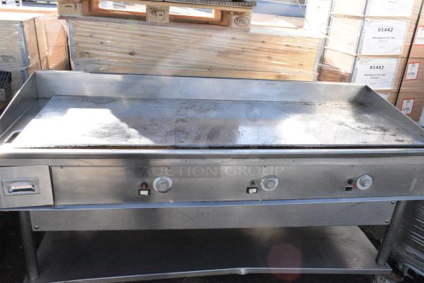 Stainless Steel Commercial Flat Top Griddle w/ Under Shelf on Commercial Casters. - Image 4 of 6