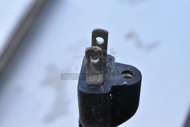Stainless Steel Commercial Chest Freezer w/ Center Hinge Lid. 115 Volts, 1 Phase. - Image 6 of 6