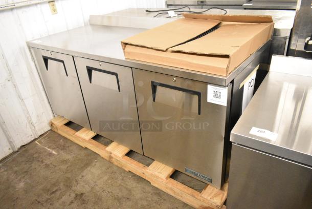 BRAND NEW SCRATCH AND DENT! 2024 True TWT-72-HC Stainless Steel Commercial 3 Door Work Top Cooler. 115 Volts, 1 Phase. Tested and Working! - Image 1 of 9