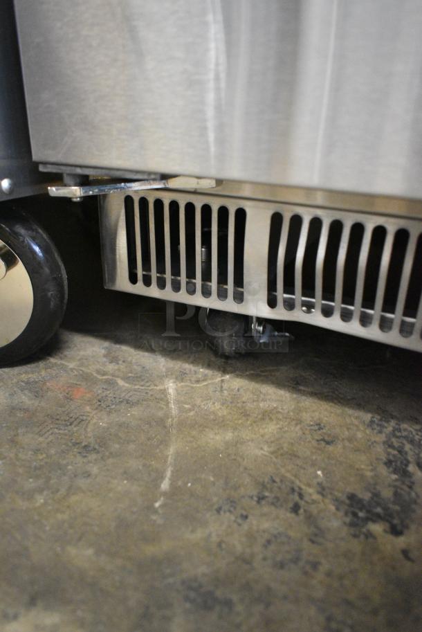 BRAND NEW SCRATCH AND DENT! 2024 Avantco 178SSCFT72HC Stainless Steel Commercial Refrigerated Salad Bar / Cold Food Table on Commercial Casters. 115 Volts, 1 Phase. Tested and Powers On But Does Not Get Cold - Image 4 of 9