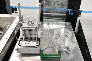 BRAND NEW SCRATCH AND DENT! Garde ONSLIC14 1/4" Onion / Produce Slicer