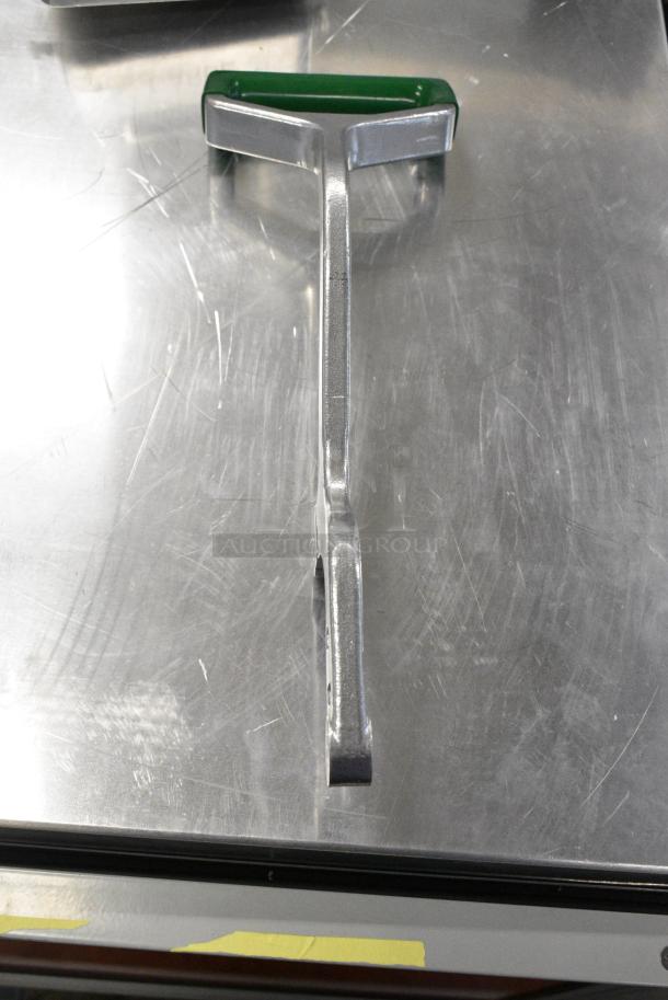 BRAND NEW SCRATCH AND DENT! Garde ONSLIC14 1/4" Onion / Produce Slicer - Image 7 of 9