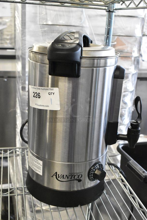 BRAND NEW SCRATCH AND DENT! Avantco 177WB8L 2.1 Gallon 54 cup (8 Liter) Water Boiler. 120 Volts, 1 Phase. - Image 2 of 9
