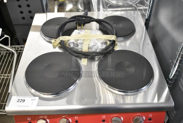 BRAND NEW SCRATCH AND DENT! Avantco 177CER400 Stainless Steel Commercial Countertop Electric Powered French Top 4 Burner Range. 240 Volts, 1 Phase. - Image 4 of 6