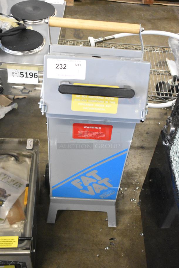 BRAND NEW SCRATCH AND DENT! Pitco Frialator D9109105 FAT VAT 40 lb. Waste Oil Transport Container - Image 1 of 7