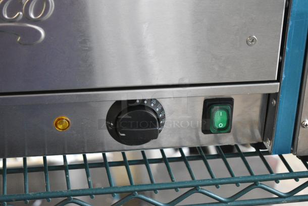 BRAND NEW SCRATCH AND DENT! Avantco 177BW32 Stainless Steel Commercial 32 Bun Warmer. 120 Volts, 1 Phase. Tested and Working! - Image 3 of 7