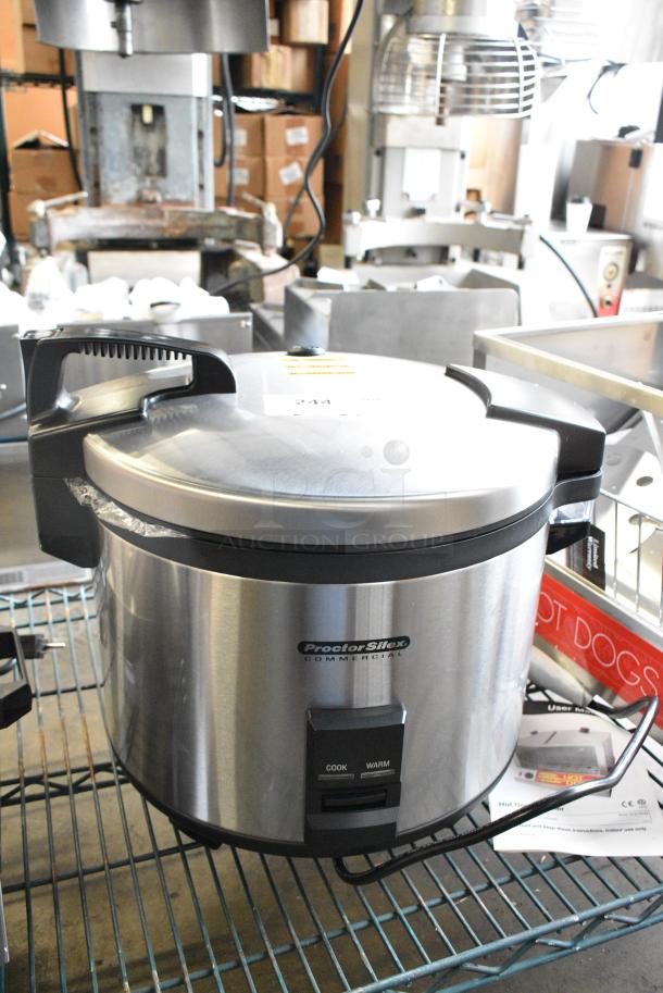 BRAND NEW SCRATCH AND DENT! Proctor Silex 37560R Stainless Steel 60 Cup (30 Cup Raw) Electric Rice Cooker / Warmer. 120 Volts, 1 Phase. Tested and Working! - Image 1 of 8