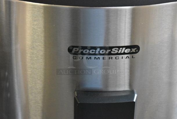BRAND NEW SCRATCH AND DENT! Proctor Silex 37560R Stainless Steel 60 Cup (30 Cup Raw) Electric Rice Cooker / Warmer. 120 Volts, 1 Phase. Tested and Working! - Image 2 of 8