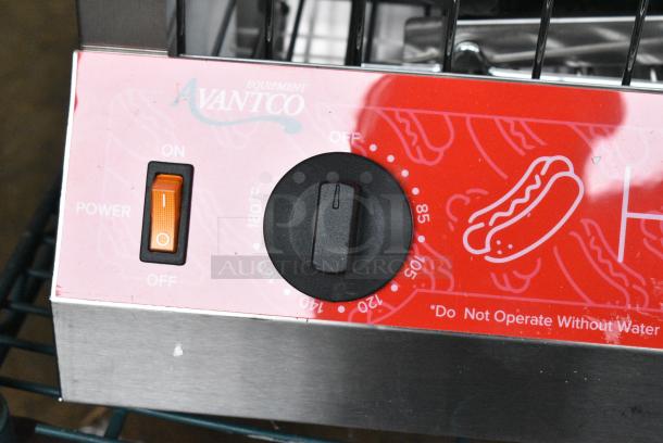 BRAND NEW SCRATCH AND DENT! Avantco 177HDS100 Stainless Steel 100 Dog / 48 Bun Hot Dog Steamer / Merchandiser. 120 Volts, 1 Phase. Tested and Powers On But Does Not Get Warm - Image 4 of 9