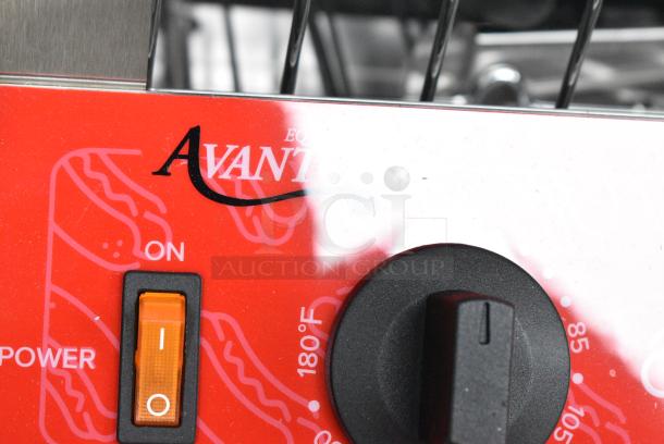 BRAND NEW SCRATCH AND DENT! Avantco 177HDS100 Stainless Steel 100 Dog / 48 Bun Hot Dog Steamer / Merchandiser. 120 Volts, 1 Phase. Tested and Powers On But Does Not Get Warm - Image 5 of 9