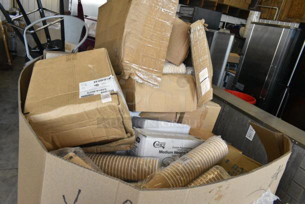 40 BRAND NEW! Boxes Including 760FFLRGWHT Choice Large 16 oz. White Paper Scoop Cup - 1000/Case, 4339BULK Choice 9" White Uncoated Paper Plate - 1000/Case, 130WSPOON Choice Medium Weight White Polypropylene Plastic Teaspoon - 1000/Case, 346WKFSNSPM Choice White Medium Weight Wrapped Polypropylene Plastic Cutlery Pack with Napkin and Salt / Pepper Packets - 500/Case, 245WEDGEPZZA Choice White Clay Coated Clamshell Pizza Slice Box - 400/Case, 99910RIPKRFT EcoChoice 10 oz. Double Wall Kraft Compostable Paper Hot Cup. 40 Times Your Bid! - Image 2 of 10