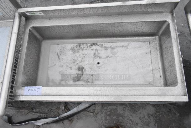 BRAND NEW SCRATCH AND DENT! Regency 600IB2136C7 21" x 36" Underbar Ice Bin with 7 Circuit Post-Mix Cold Plate and Bottle Holders. No Legs. - Image 3 of 4