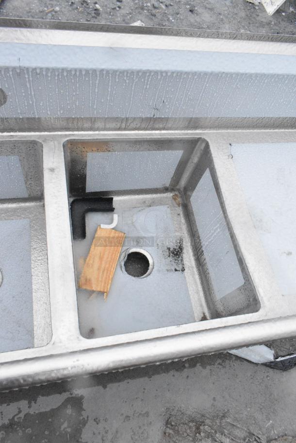 BRAND NEW SCRATCH AND DENT! Regency 600S3162018R Stainless Steel 3 Bay Sink w/ Right Side Drain Board. No Legs. - Image 4 of 6