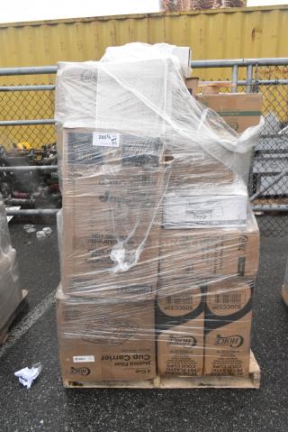 25 BRAND NEW! Boxes Including 2 Box 500CC32P Choice Clear PET Plastic Cold Cup - 32 oz. - 500/Case, Choice Cup Carriers, Choice Microwaveable Containers. 25 Times Your Bid!