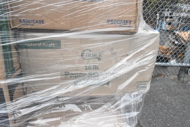 40 BRAND NEW! Boxes Including 485PCCUP424 Choice 4-Cup 12-24 oz. Drink Carrier with Handle - 200/Case, 4 Box 347TCL10 Choice 10 oz. Clear Disposable Plastic Tumbler - 500/Case, 433BR16BGC Choice 16 lb. Natural Kraft Paper Bag - 500/Case, 500MFT Lavex White M-Fold (Multifold) Towel - 4000/Case, Choice Plastic Cutlery Packs, Choice Heavy Duty Foil Steam Table Pans. 40 Times Your Bid! - Image 6 of 11